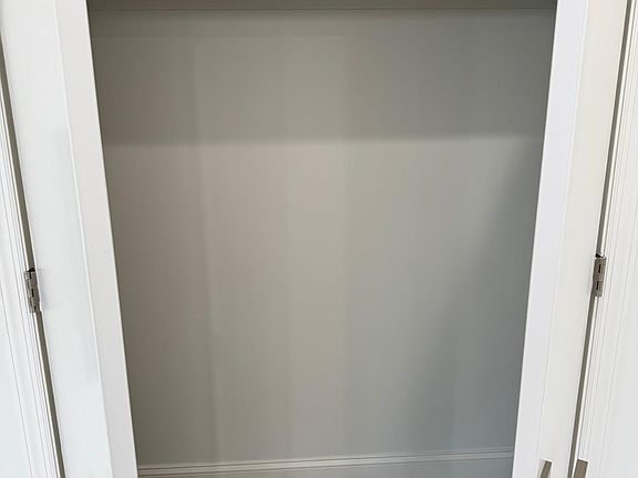 5th image of 186 Market St #301