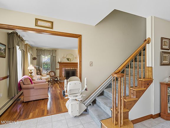 5th image of 118 N Lakeshore Drive