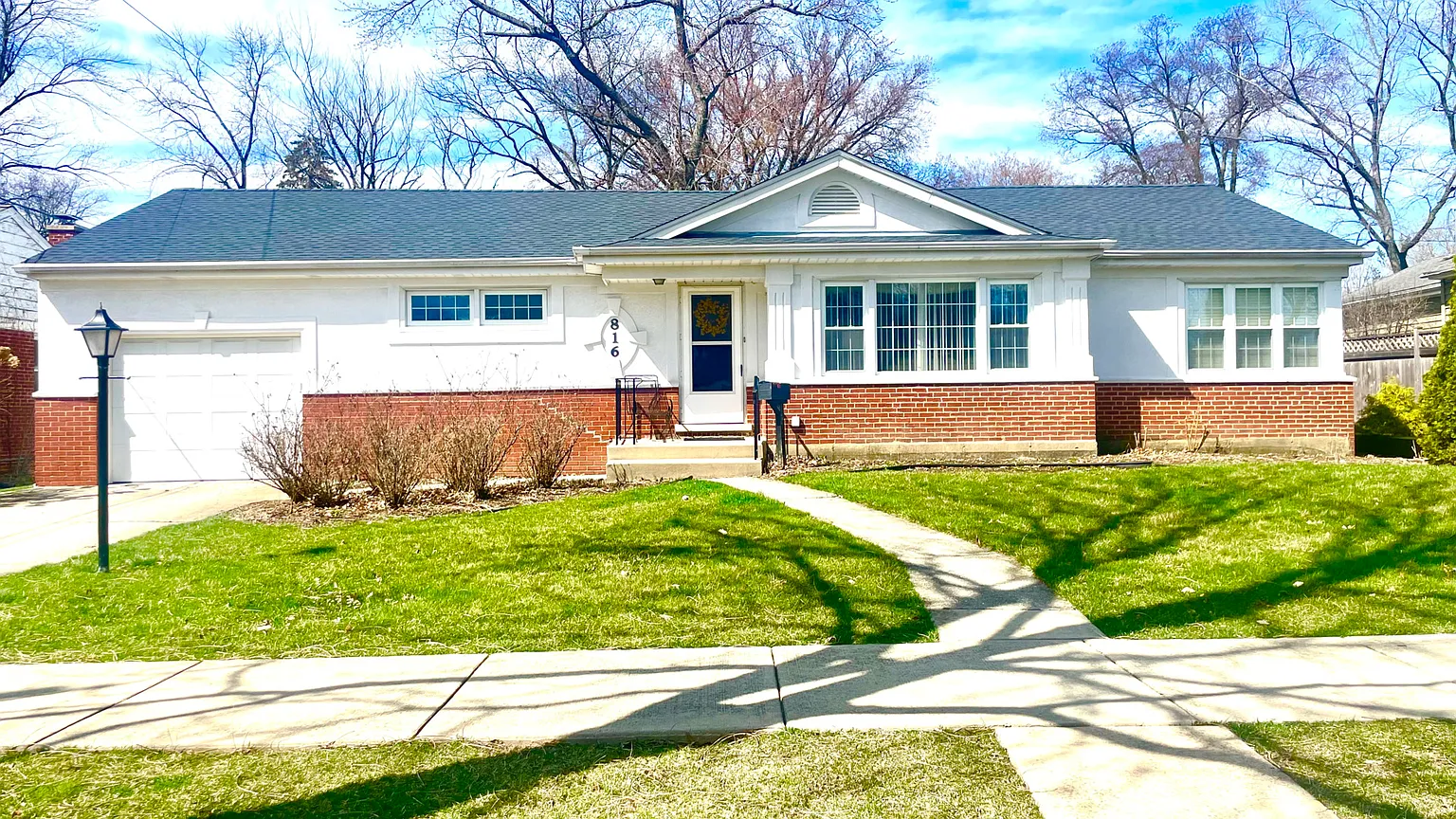 816 Highland Ave photo 1