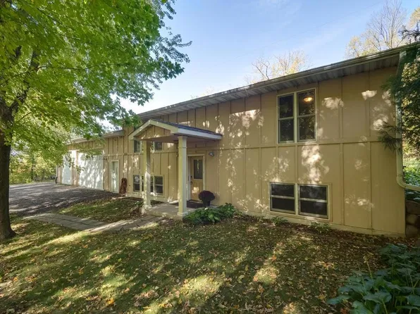 7080 Highway 12 #U, Maple Plain, MN 55359