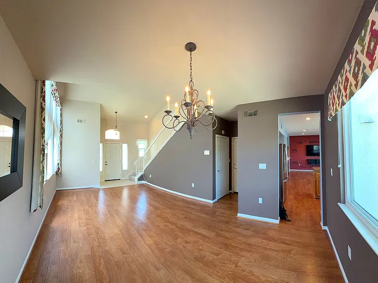 720 Legends Pl — Photo 8