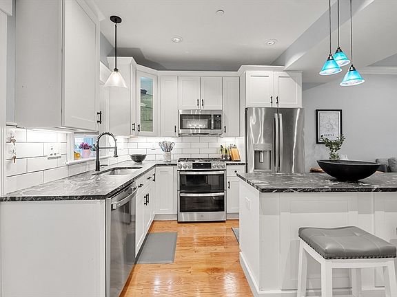 3rd image of 106 Bridge St #7