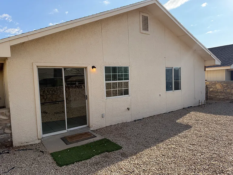 12528 Flora Alba Dr — Photo 19