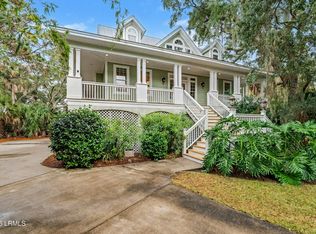 528 Rookery Ln, Saint Helena Island, SC 29920