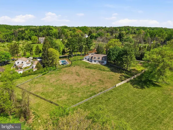 18 E Brook Knoll Rd, Elkton, MD 21921