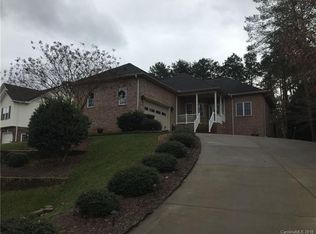 2474 23rd St NE, Hickory, NC 28601