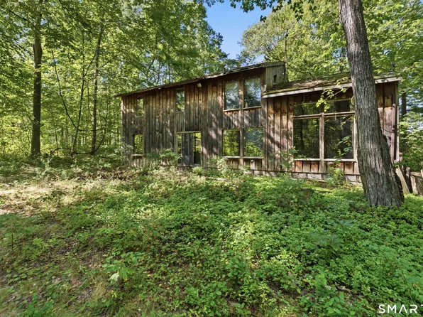 88 Winthrop Road, Chester, CT 06412