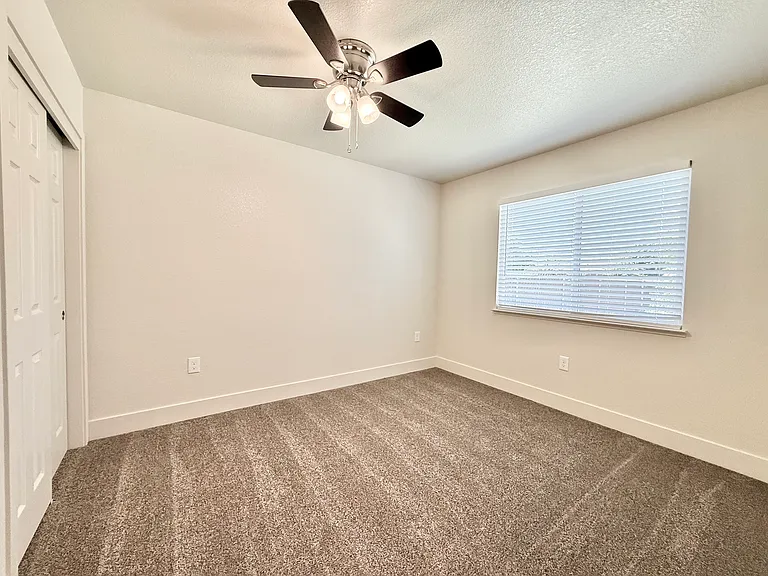 149 W McKenzie Ave — Photo 13