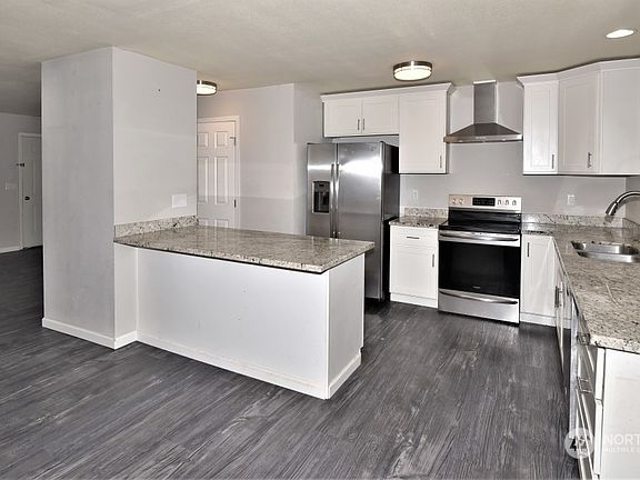 5th image of 1205 NE Jasmine Ln #1205