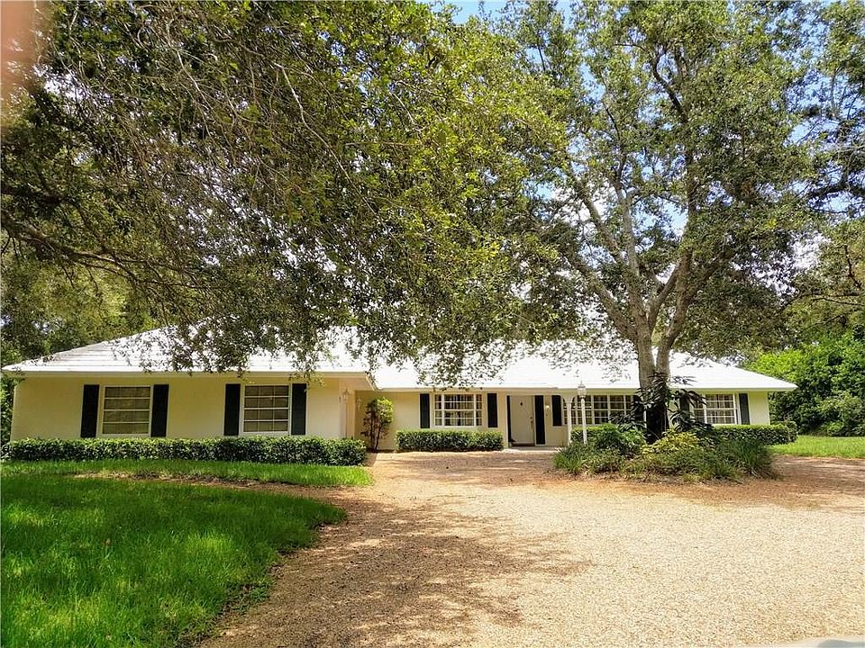 1st image of 4005 SW Bimini Cir S