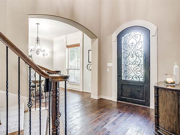 5th image of 117 Stonehurst Ct