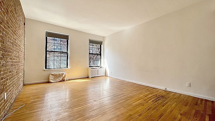1st image of 29 W 84th St #2B