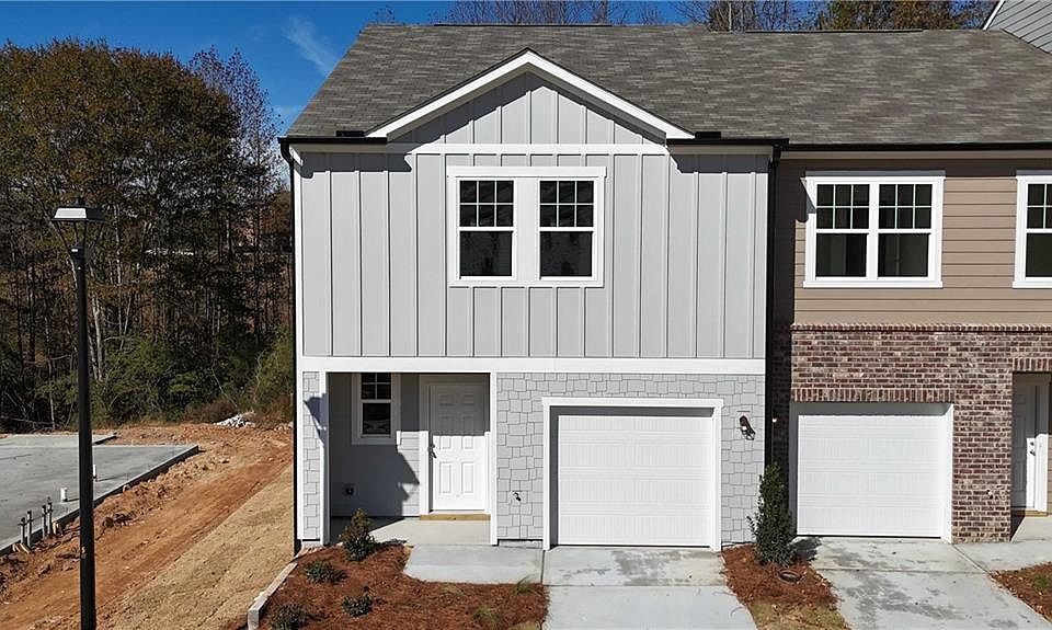 1st image of 1047 Lucienne Blvd