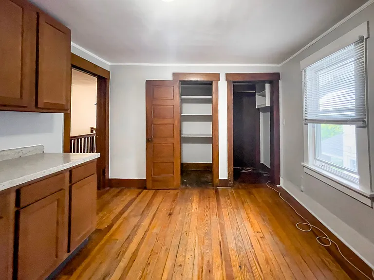 1405 W Jackson St — Photo 24