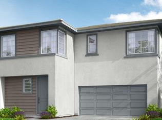 3001 N Hickory Ave, Visalia, CA 93291