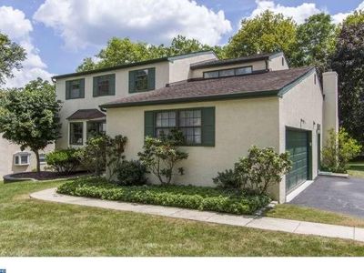656 Glenwyd Rd, Bryn Mawr, PA, 19010