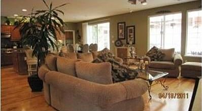 2nd image of 3667 Rose Terrasse Cir