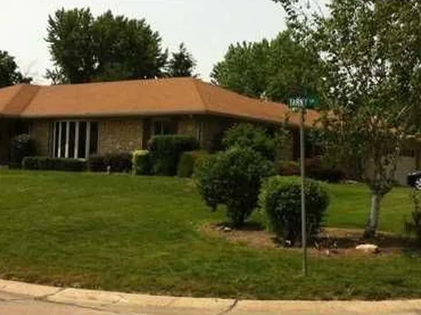 4020 Tarry Ln, Greenwood, IN 46142