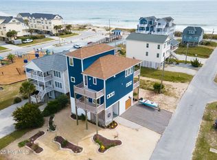 1602 N New River Dr, Surf City, NC 28445