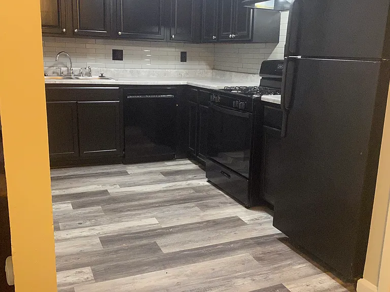 32 N Belvedere Blvd #21 — Photo 1