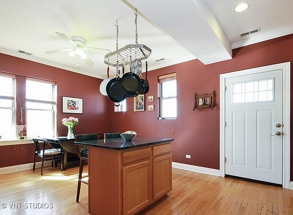 4th image of 2710 N Fairfield Ave APT 3S