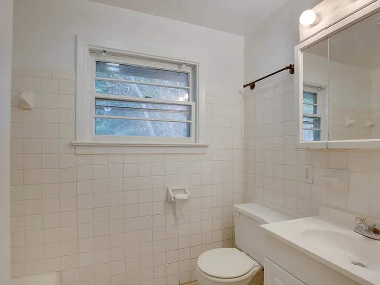 106 Woodhaven Rd — Photo 23