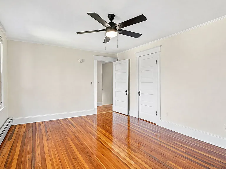 117 Highland Ave — Photo 15