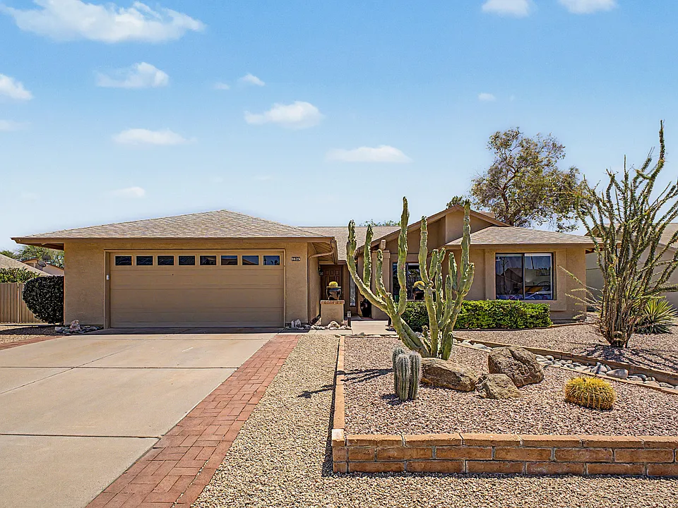 9625 W Taro Ln