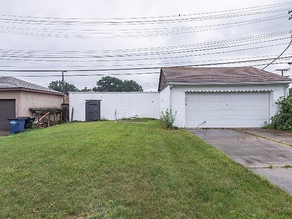5th image of 20045 Warrington Dr