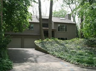 1615 Kearney Rd, Ann Arbor, MI 48104