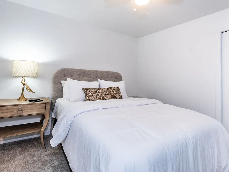 219 Lewis Cir #112 — Photo 33