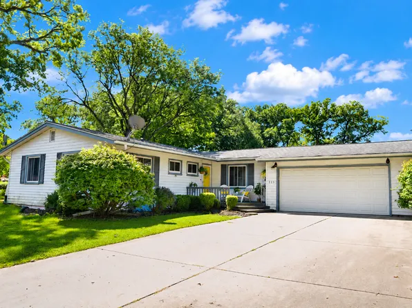 225 Forest Park Pl, Ottawa, IL 61350
