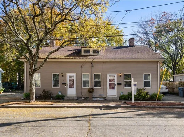 16-18 Maple St, Cranston, RI 02910