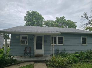 713 E 10th St, Concordia, KS 66901