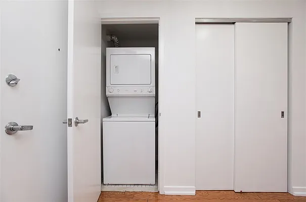 Sold by Christoph Schluender Realty | media 15