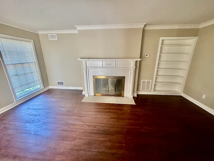 4 bed, 2.0 bath, 1550 sqft, $1,495 — Photo 3