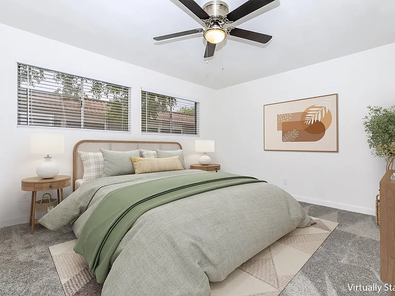 Palisade Park Aparments — Photo 36
