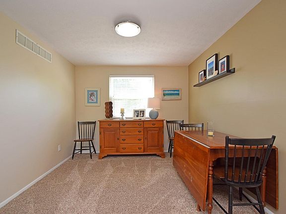 5th image of 639 Deerfield Dr