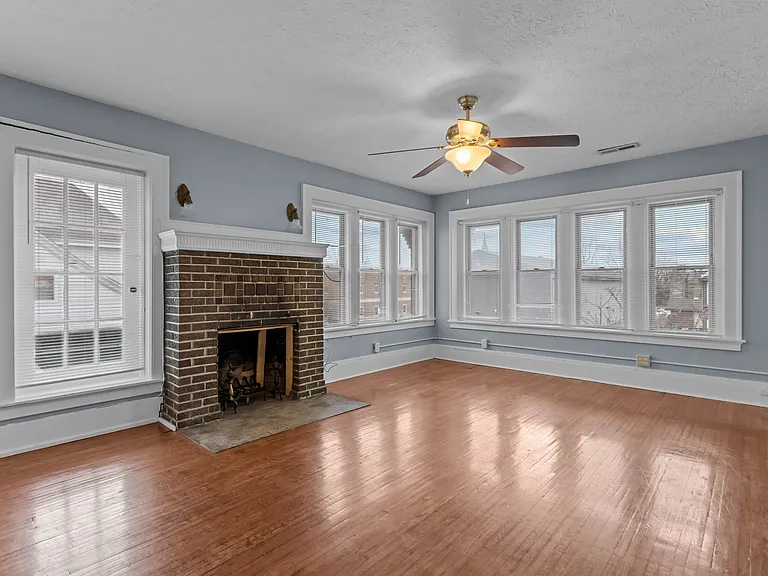 408 W Mulberry St #2E — Photo 4