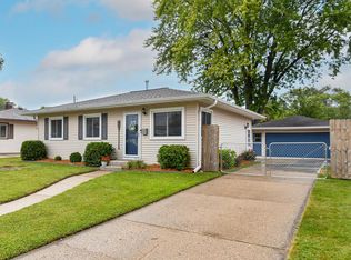 8615 17th Ave, Kenosha, WI 53143