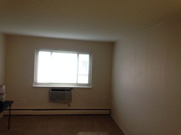 3rd image of 11824 Madison Ave APT 1
