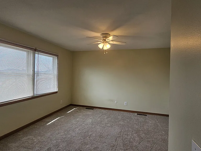 1383 Bergamont St — Photo 29