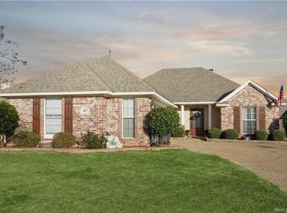 407 Half Moon Ln, Bossier City, LA 71111