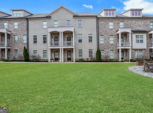 1292 Stone Castle Cir SE, Smyrna, GA