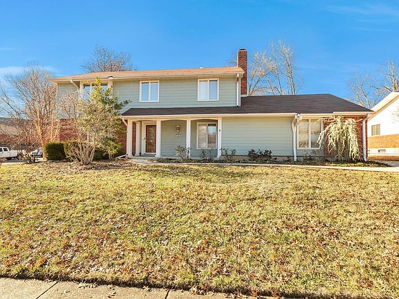 2nd image of 483 Graywood Dr