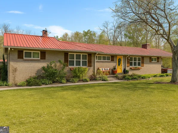 2765 Oak Hill Rd, Lyerly, GA 30730