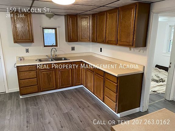 4th image of 159 Lincoln St