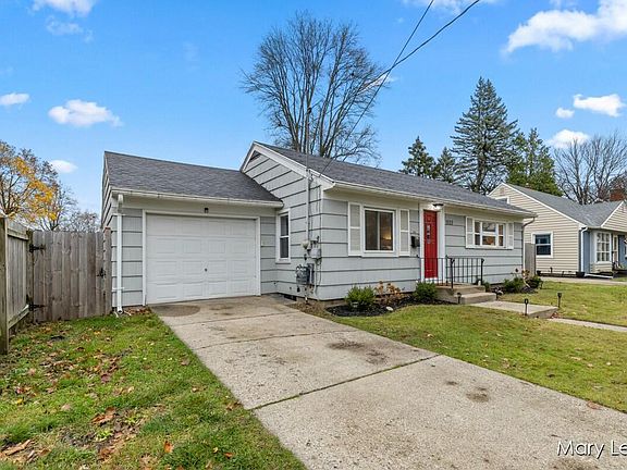 3rd image of 1533 Kingston Ave