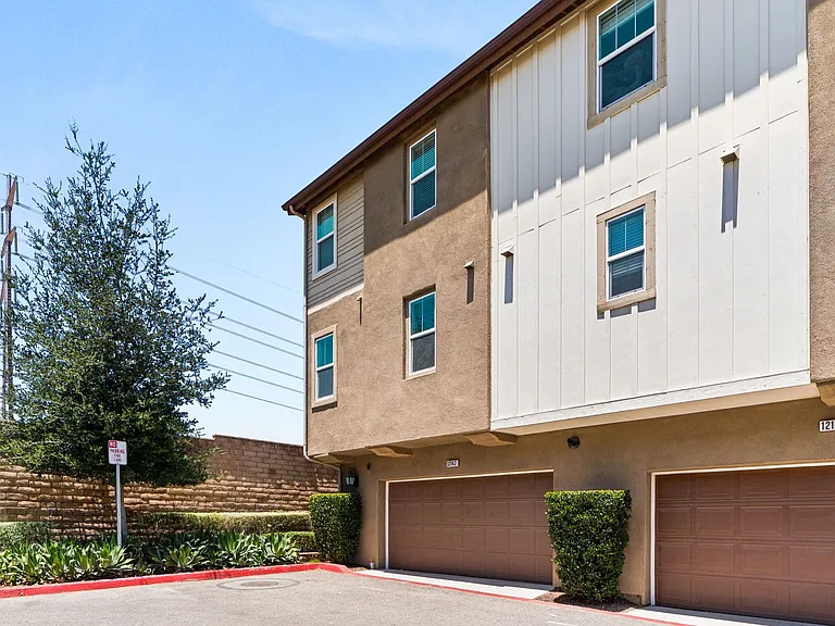 12162 Diamond Dust Dr — Photo 18