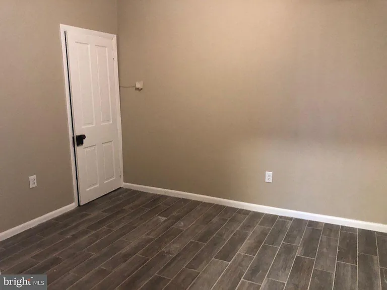 101 E Broad St #2 — Photo 6